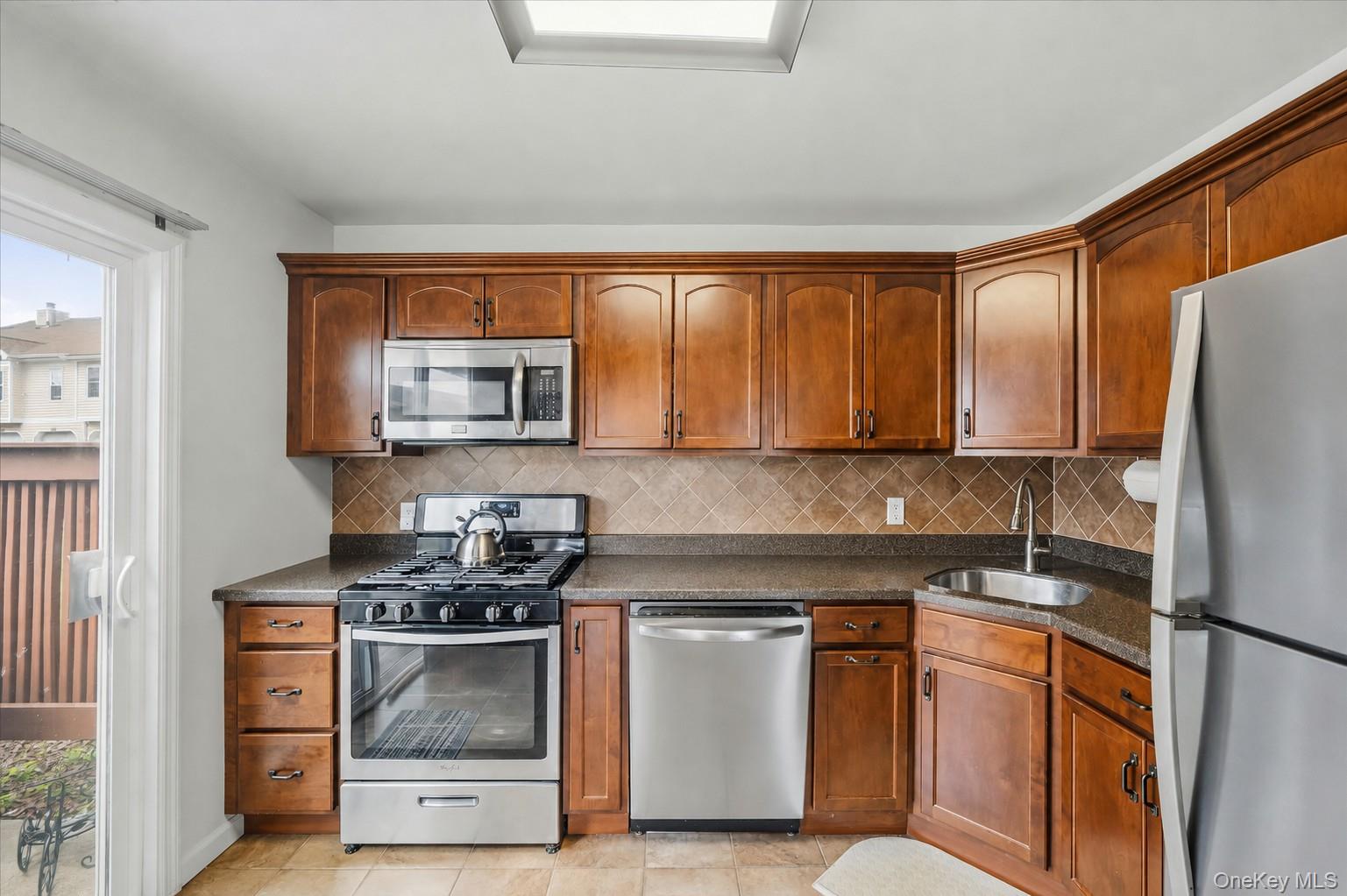 3409 Whispering Hills – For Sale photo 3