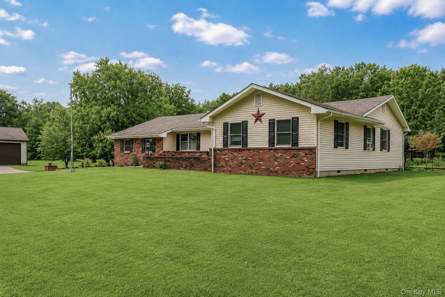 2 Schrempp Lane – For Sale photo 3