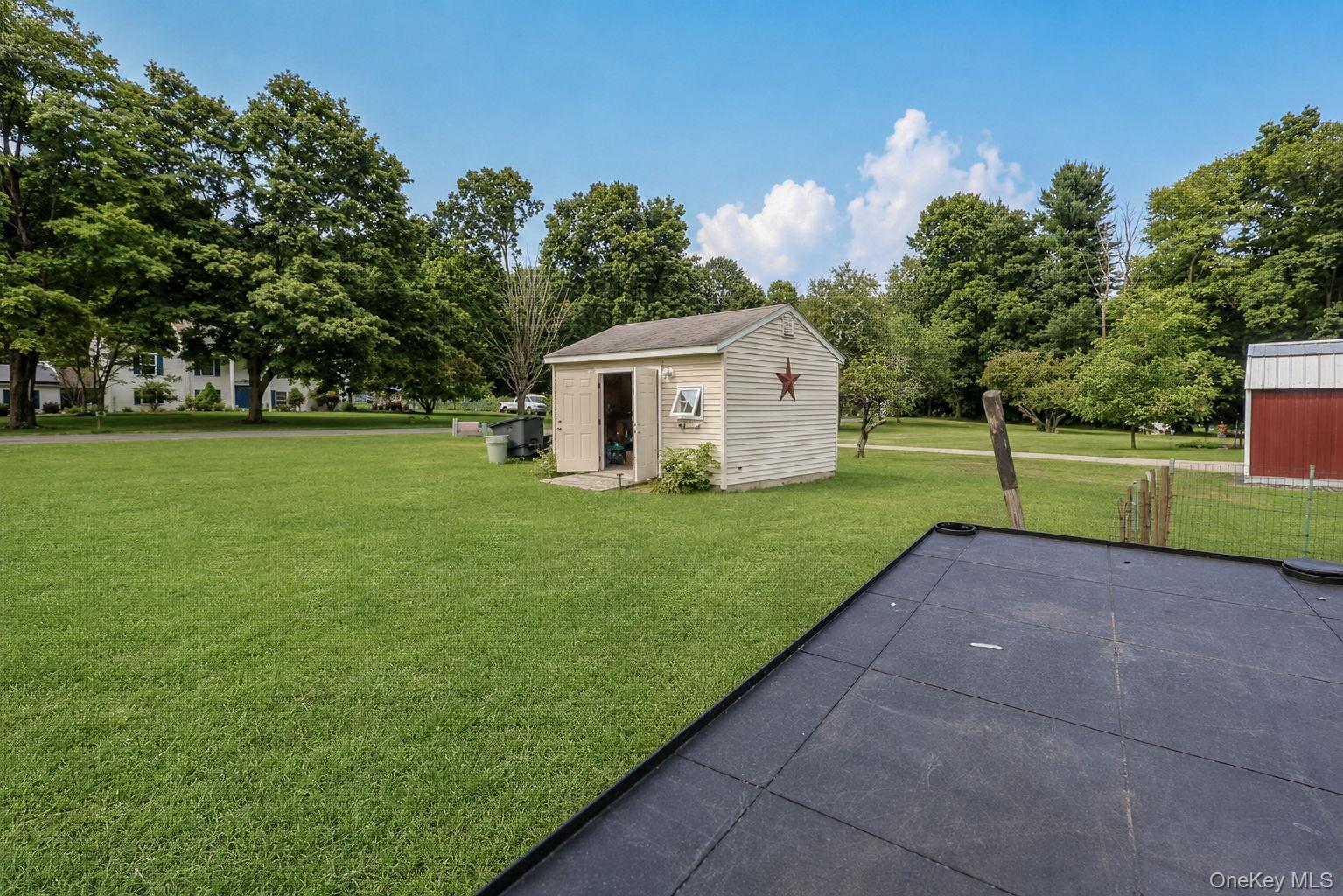2 Schrempp Lane – For Sale photo 44