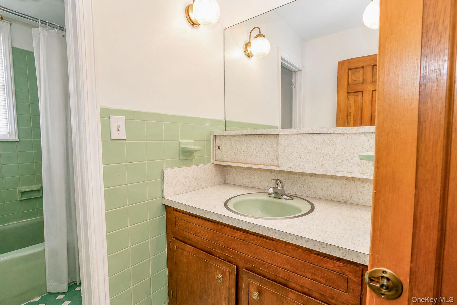 2 Schrempp Lane – For Sale photo 22