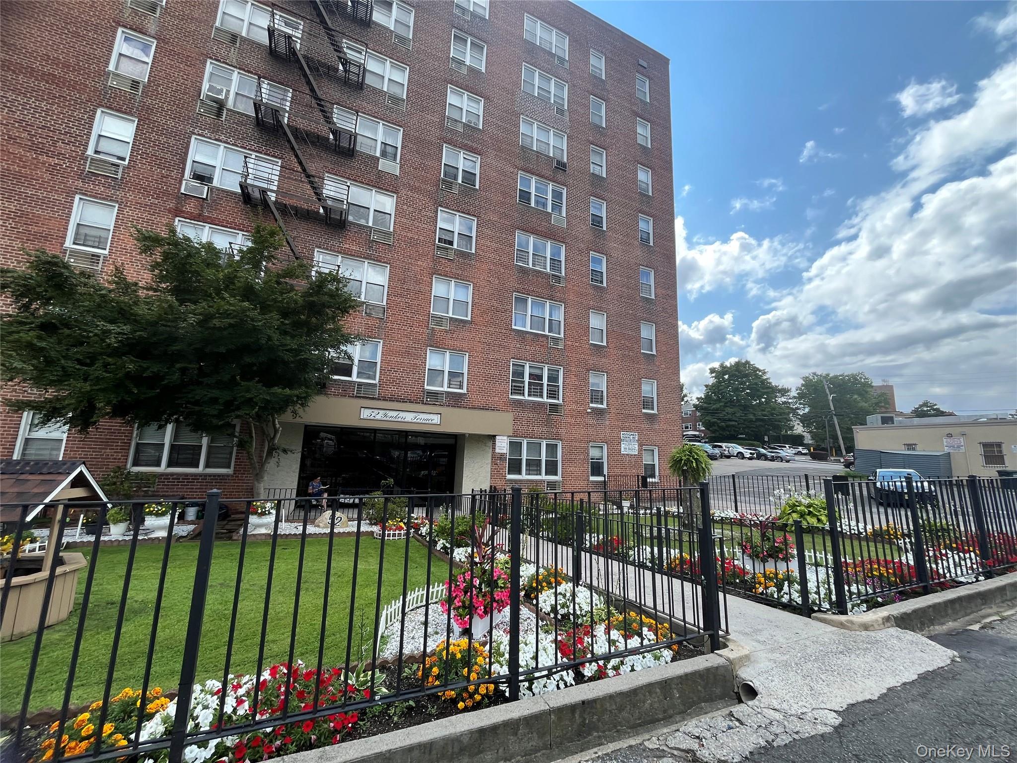 52 Yonkers Terrace, Unit 7K