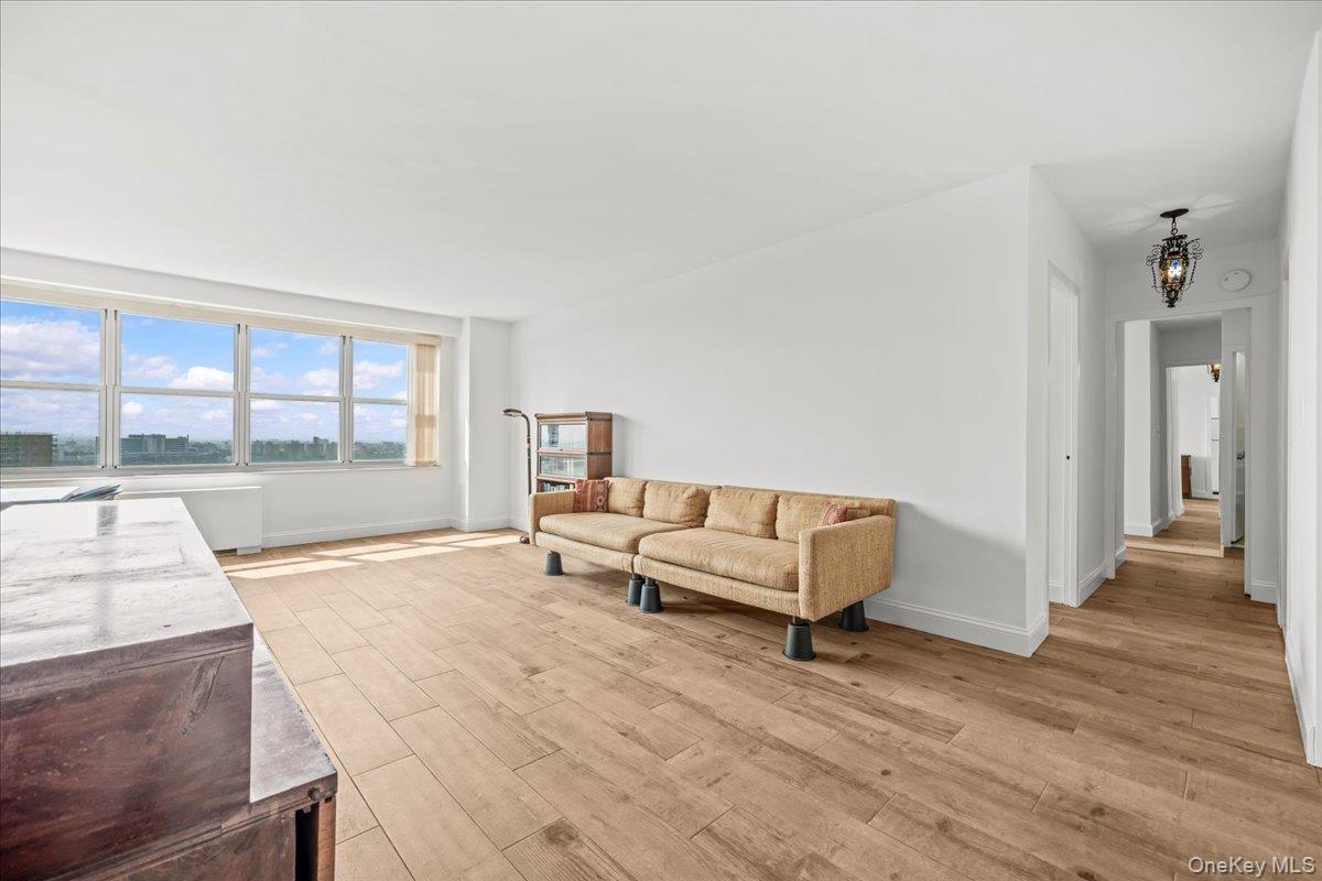555 Kappock Street, Unit 24T photo 2