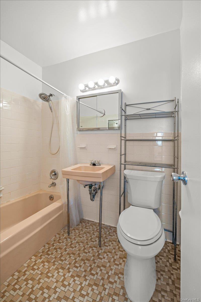 555 Kappock Street, Unit 24T photo 19