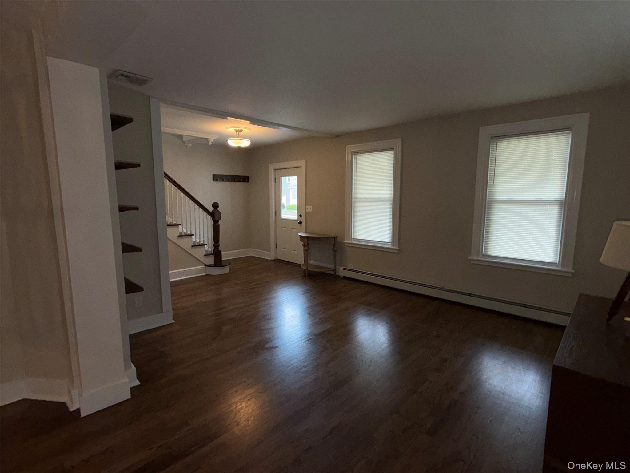 7 Broadway – For Rent photo 8