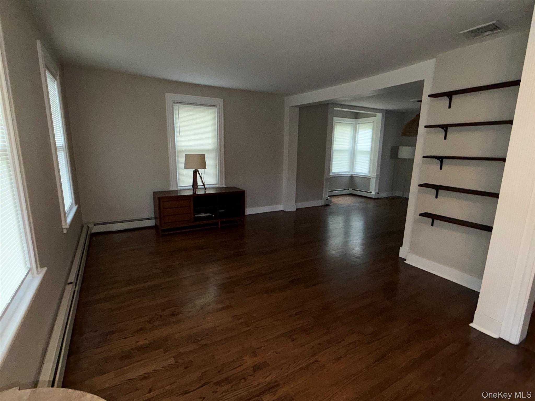 7 Broadway – For Rent photo 4