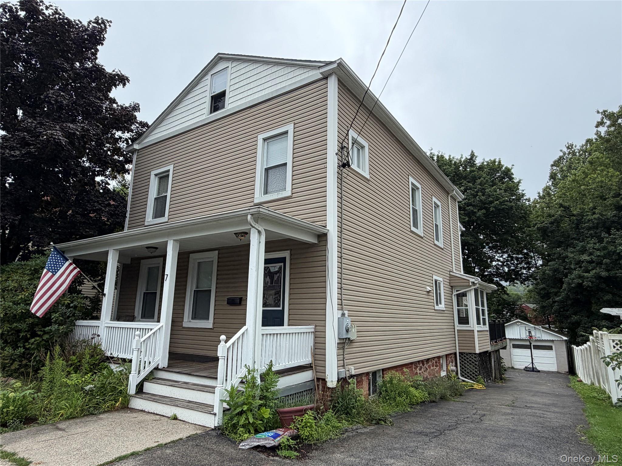 7 Broadway – For Rent