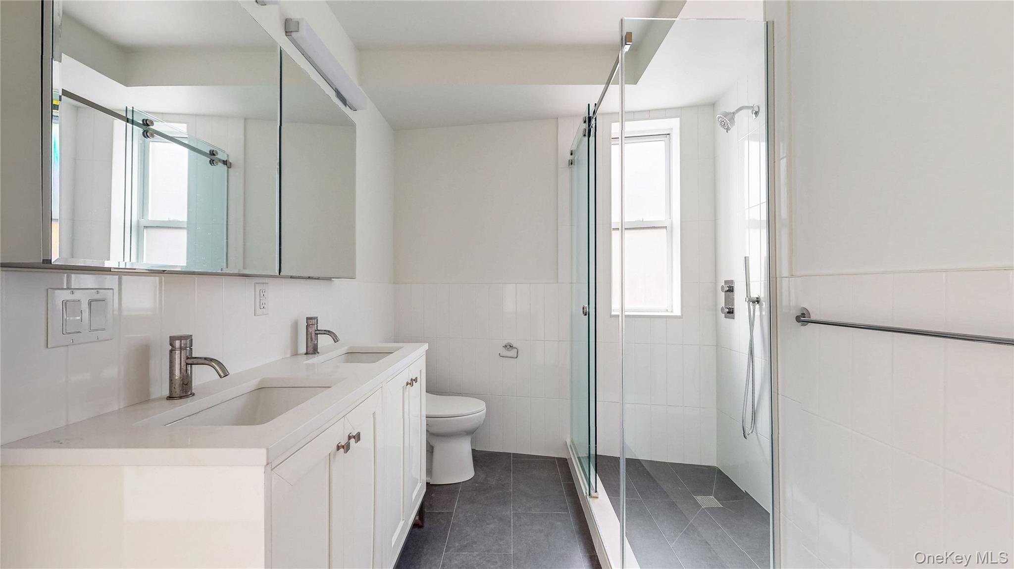 14809 Northern Boulevard, Unit 5J photo 17