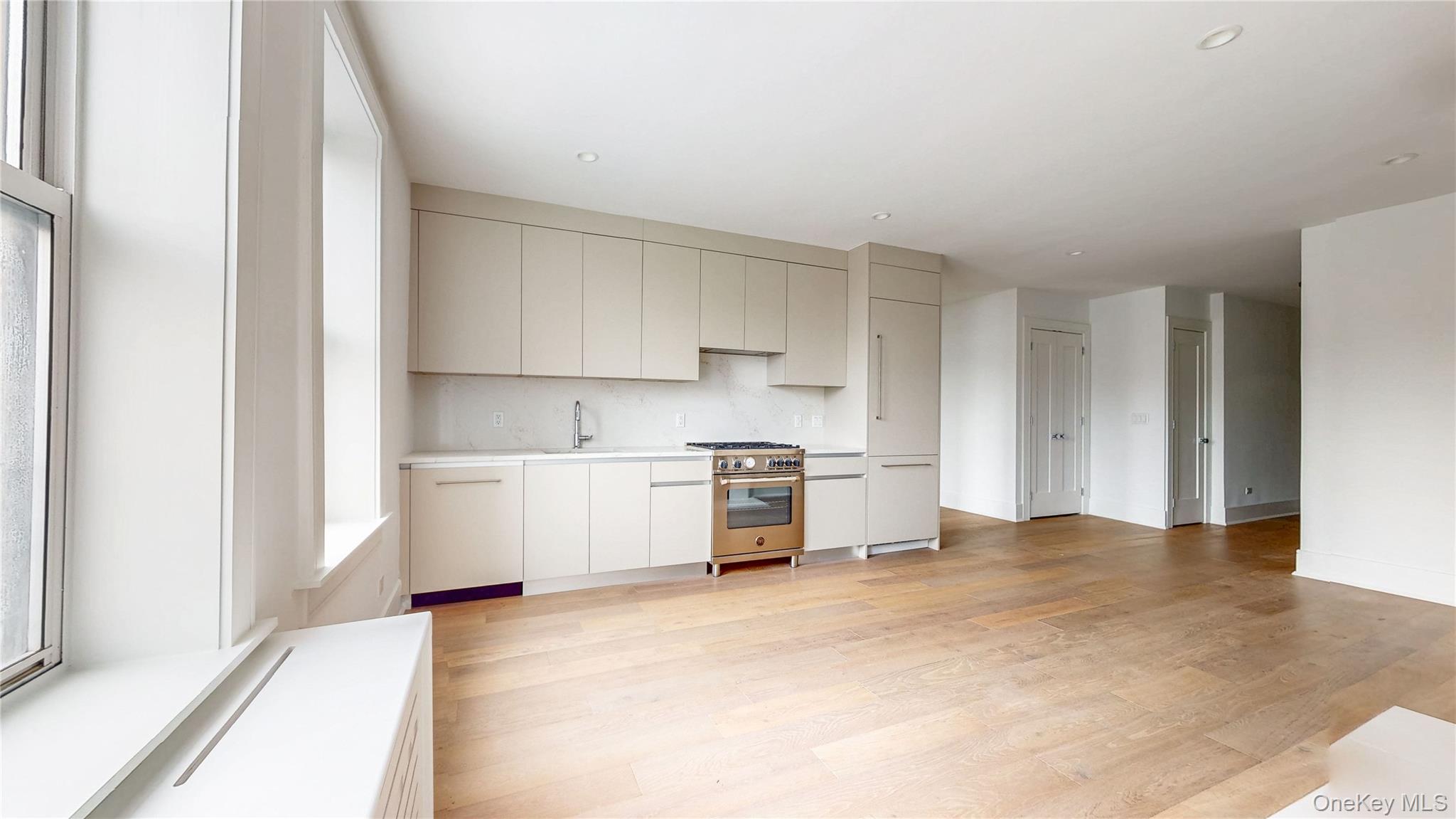 14809 Northern Boulevard, Unit 5J photo 8