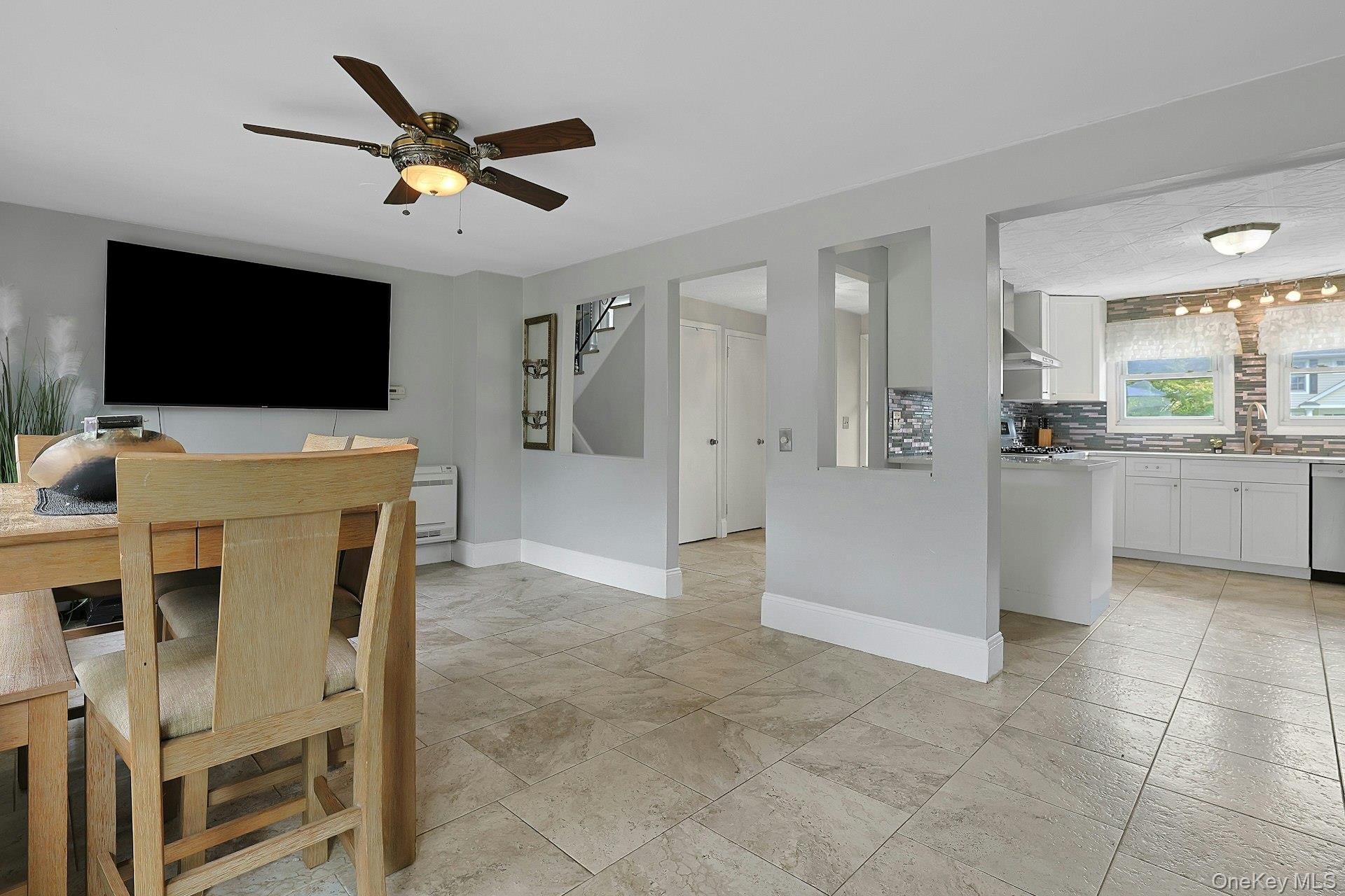 60 East Road – For Sale photo 29