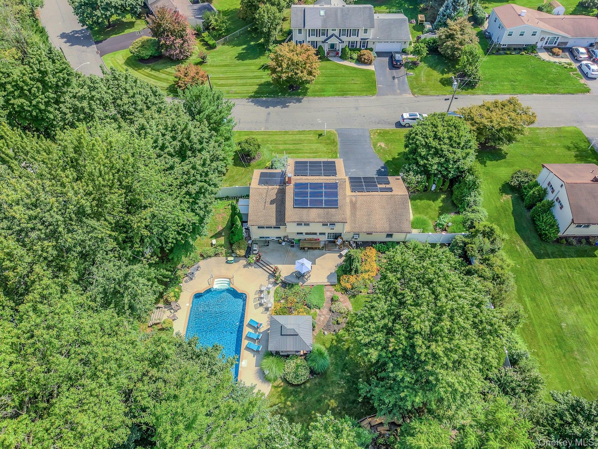 60 East Road – For Sale photo 9