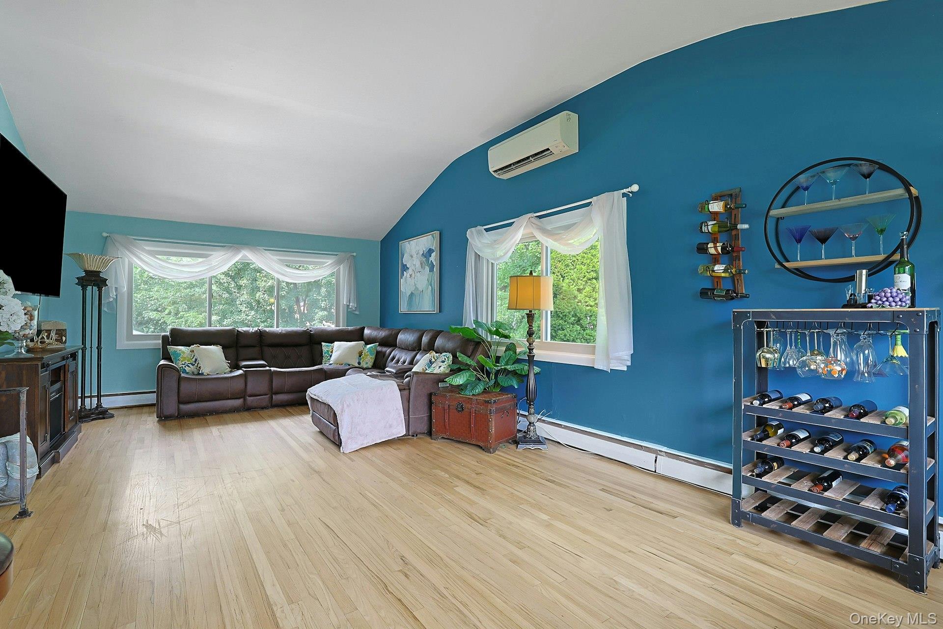 60 East Road – For Sale photo 39
