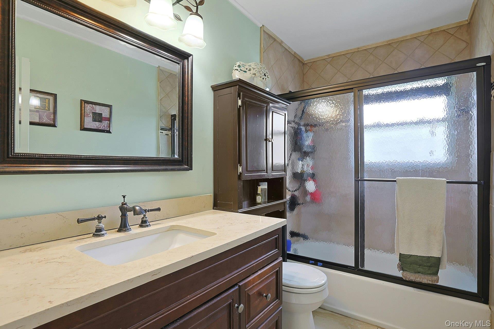 60 East Road – For Sale photo 41