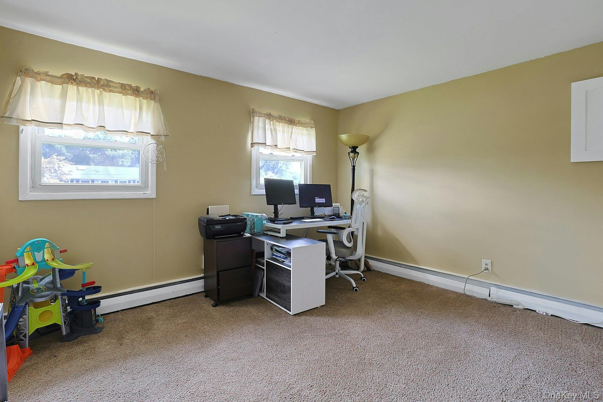 60 East Road – For Sale photo 44