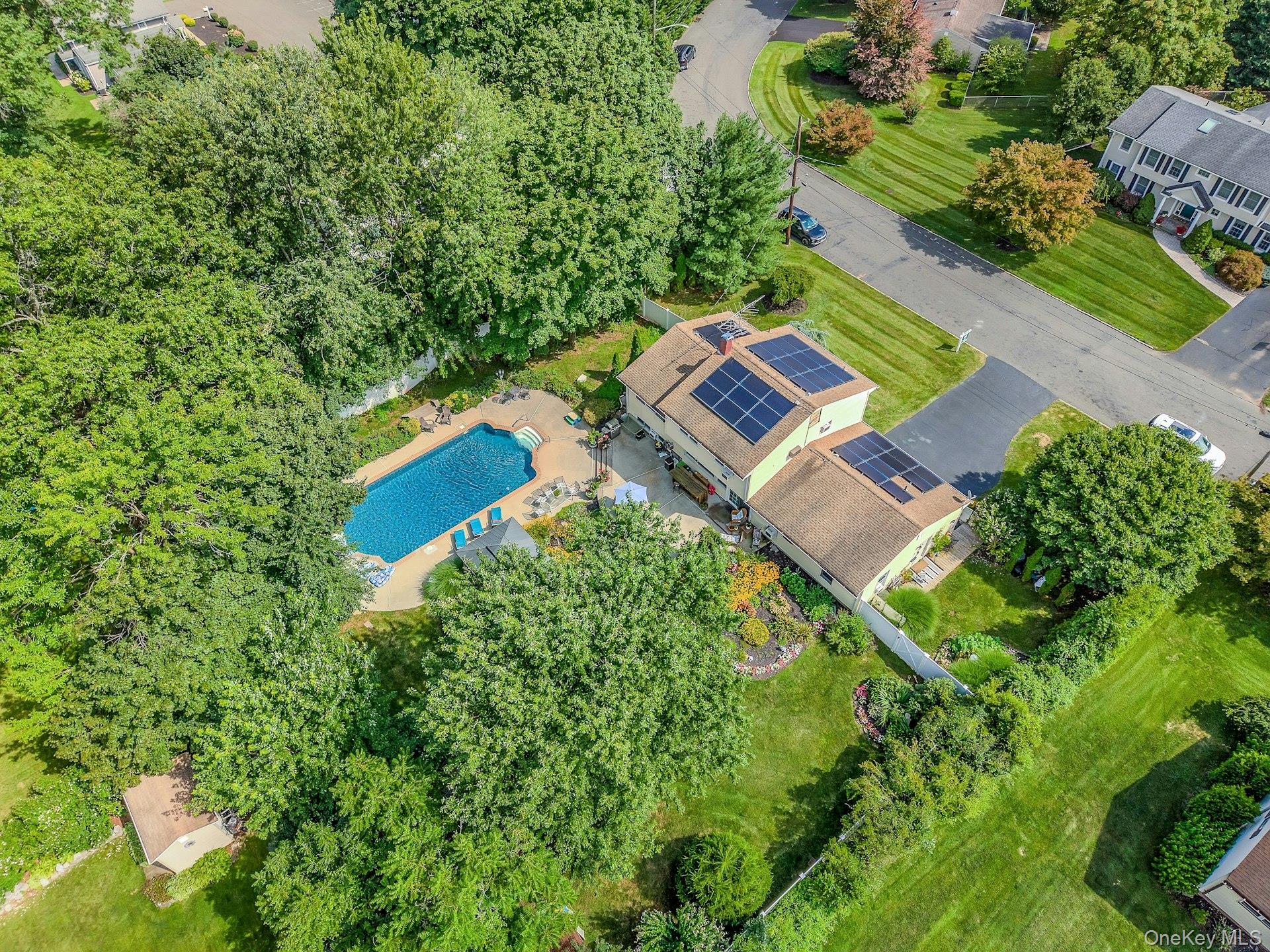 60 East Road – For Sale photo 10