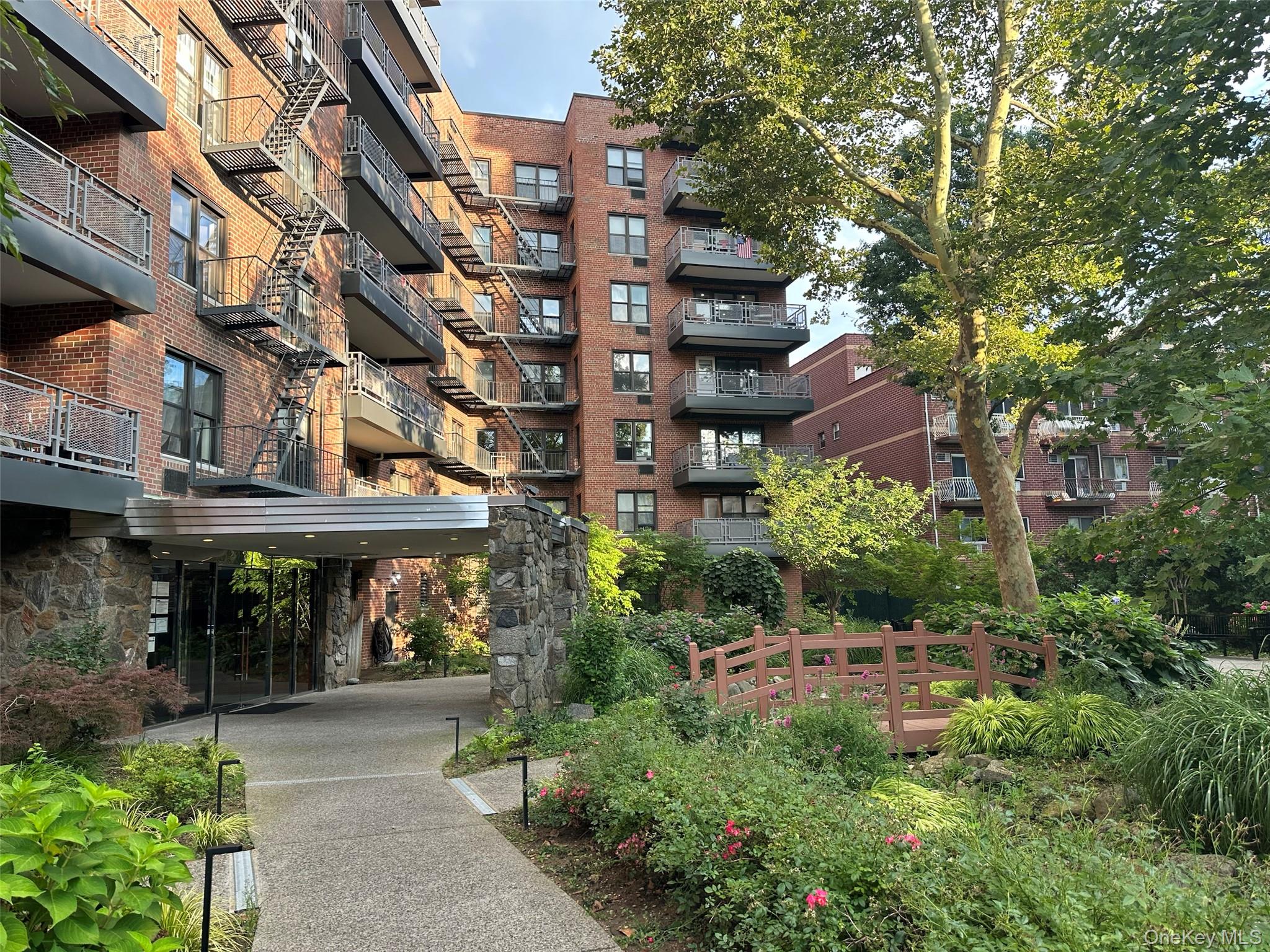 8710 51st Avenue, Unit 3H photo 14