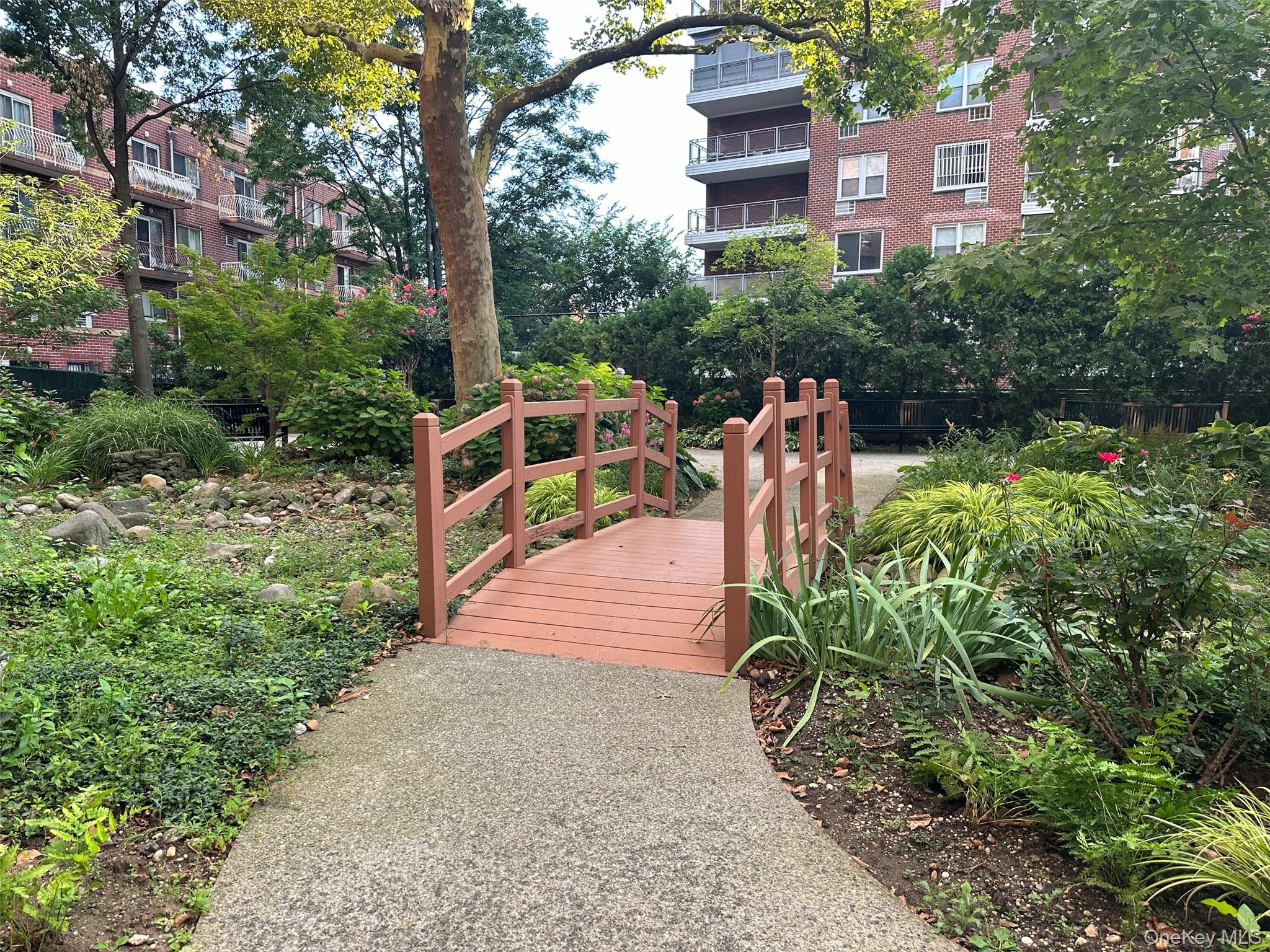 8710 51st Avenue, Unit 3H photo 25