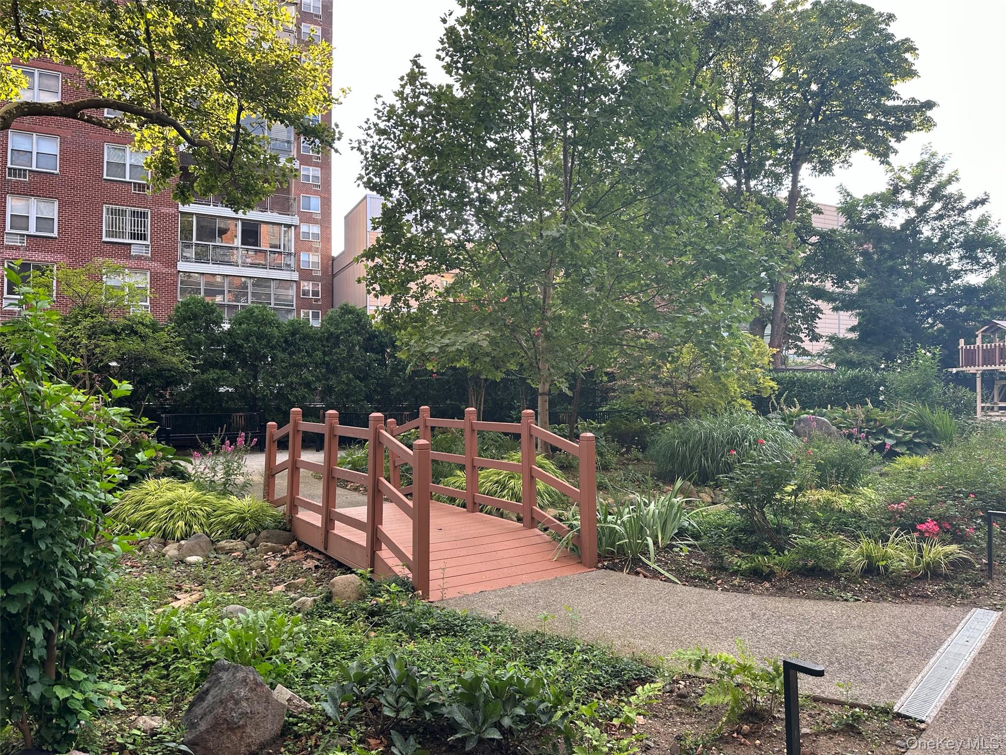 8710 51st Avenue, Unit 3H photo 20