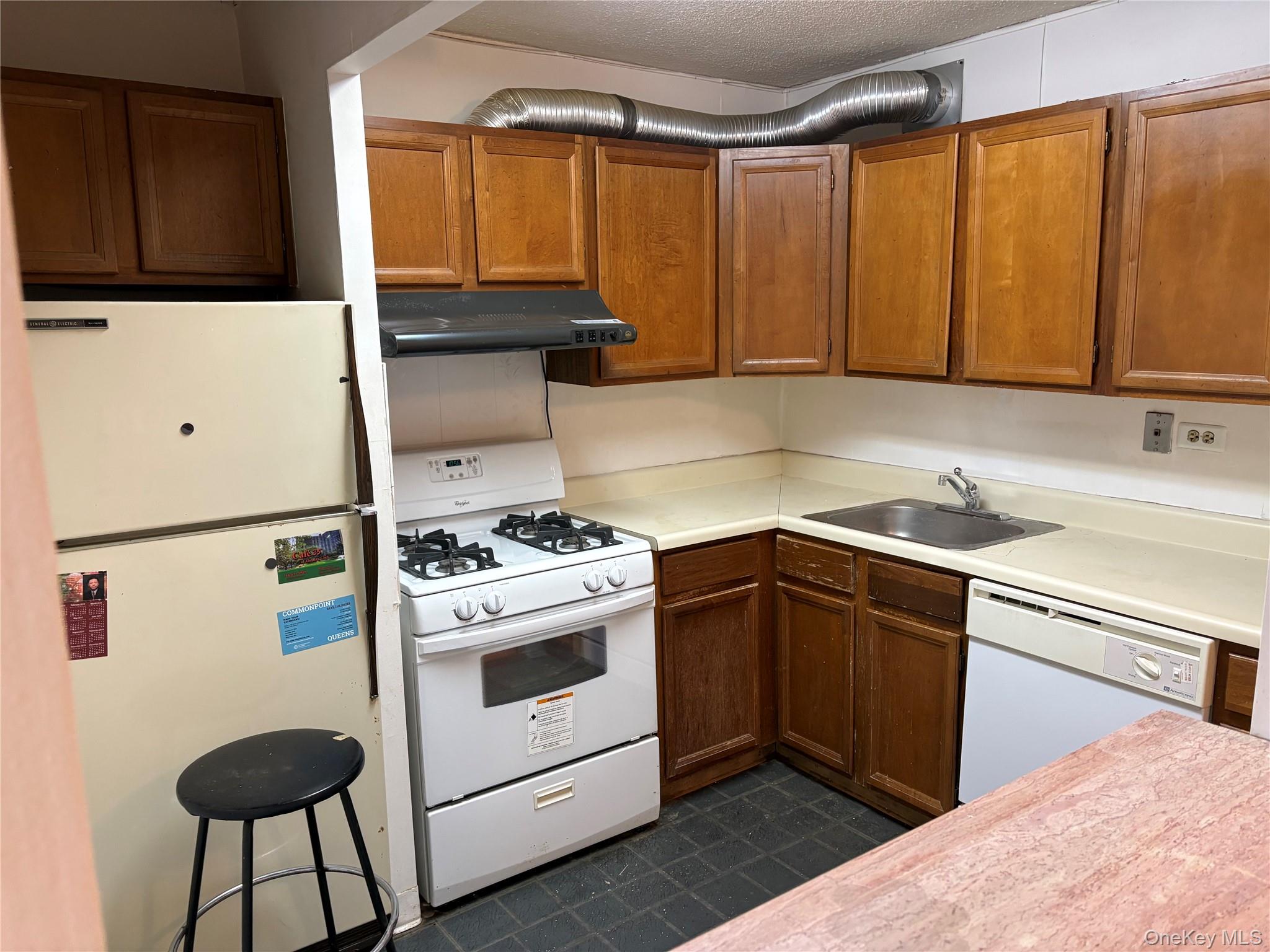 1 Bay Club Drive, Unit 18L photo 6