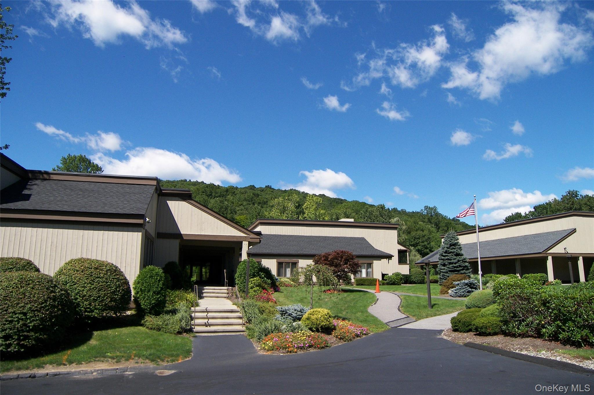 234 Heritage Hills, Unit A photo 13