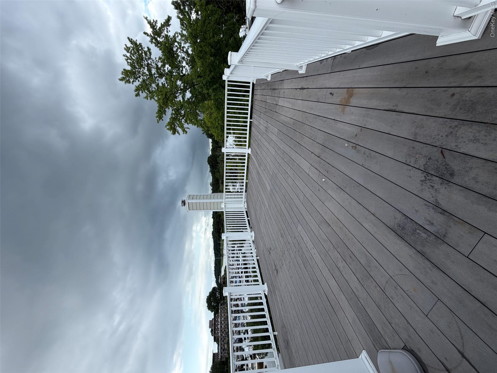 3 Hewlett Street – For Rent photo 3
