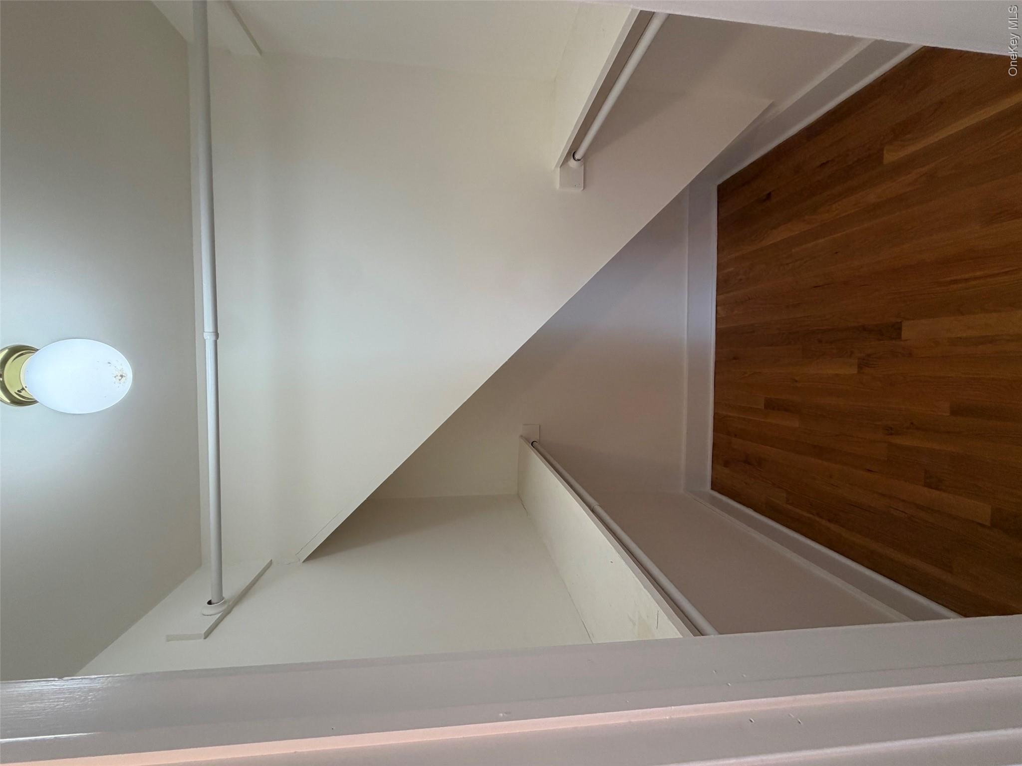3 Hewlett Street – For Rent photo 15