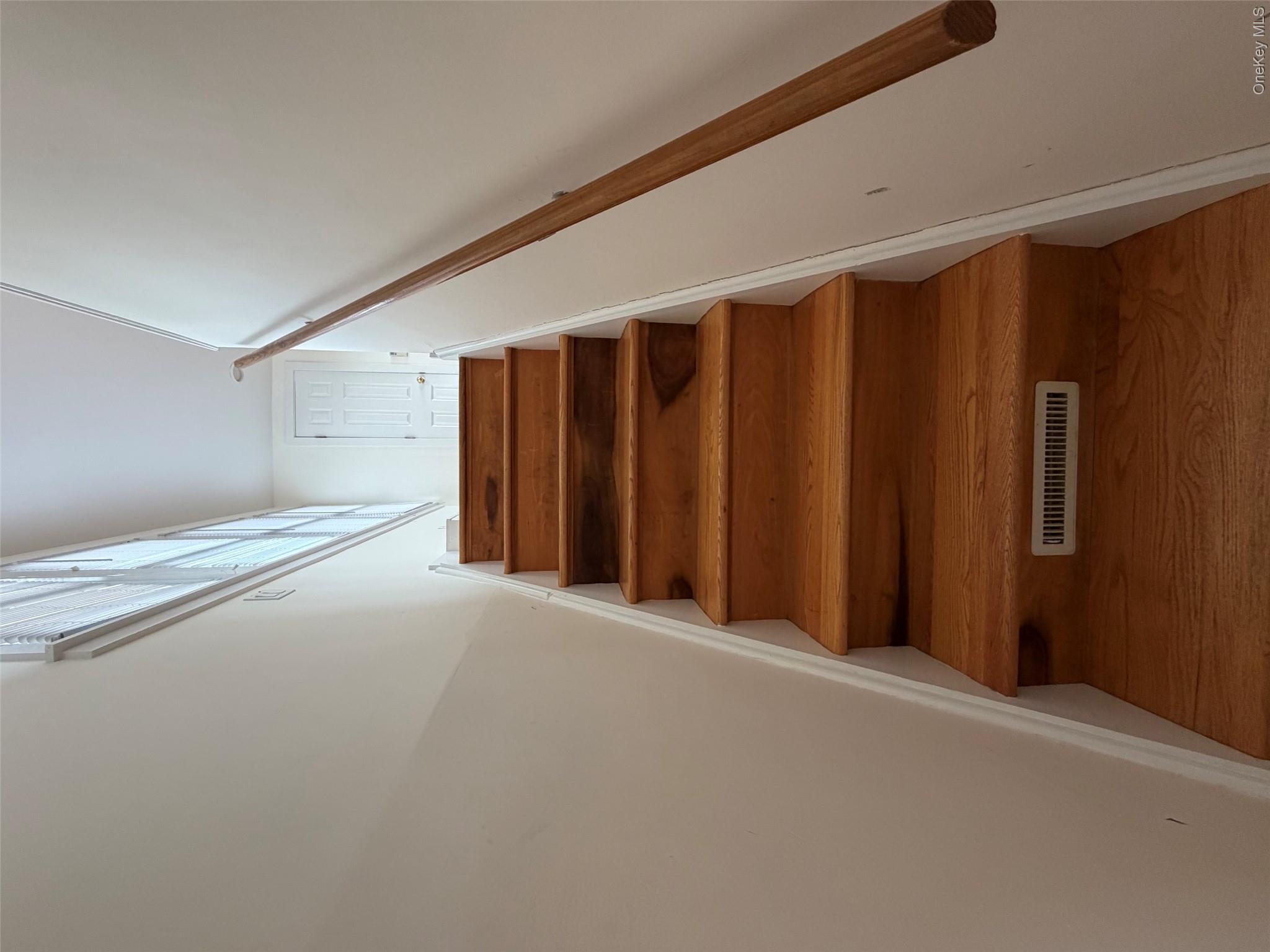 3 Hewlett Street – For Rent photo 11