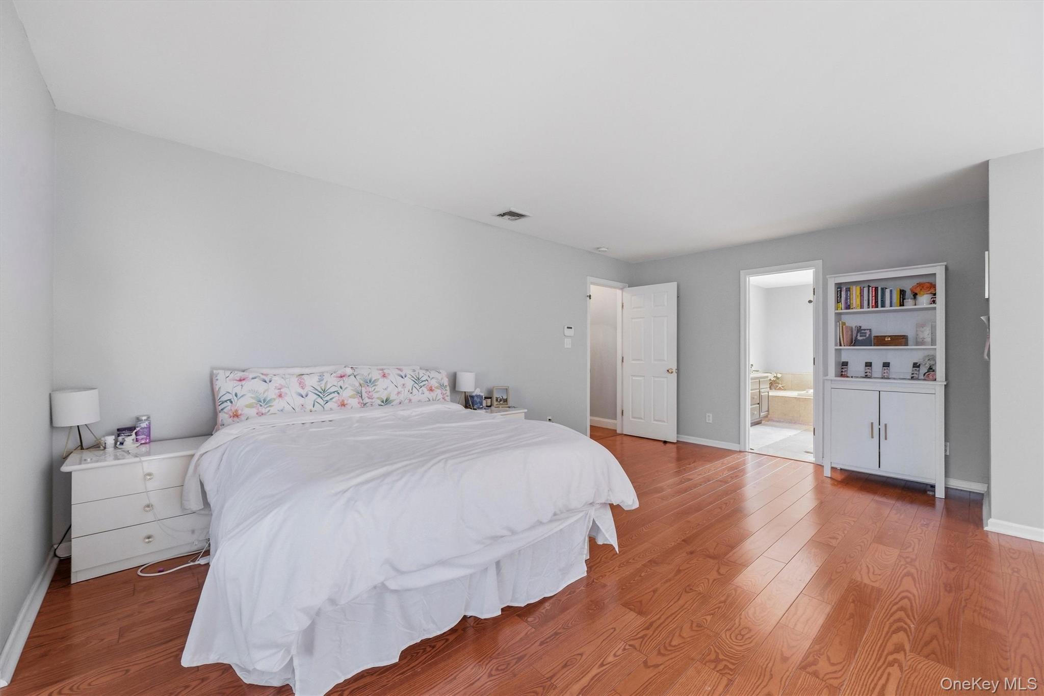 8 Angela Court – For Sale photo 22