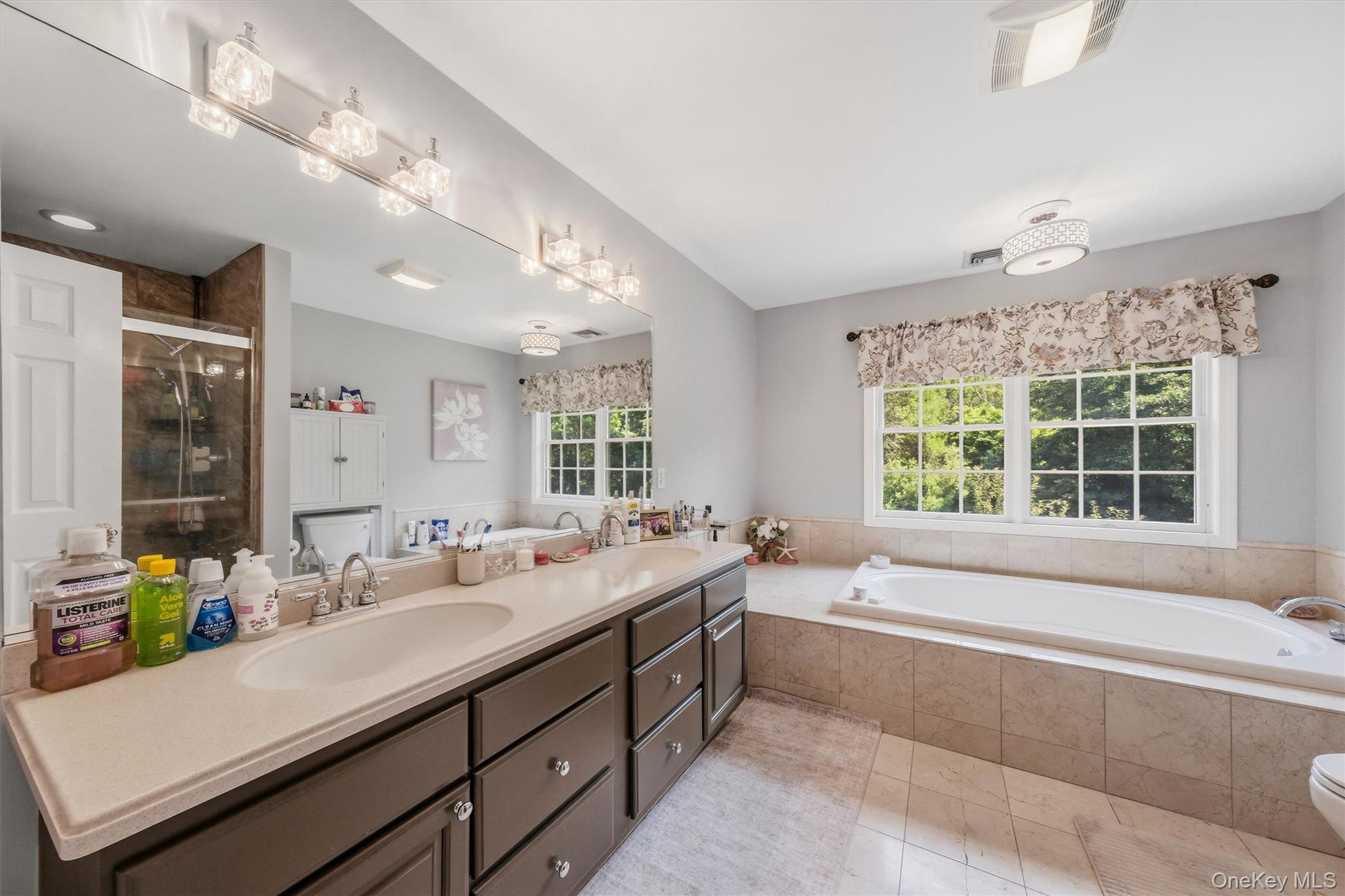 8 Angela Court – For Sale photo 27