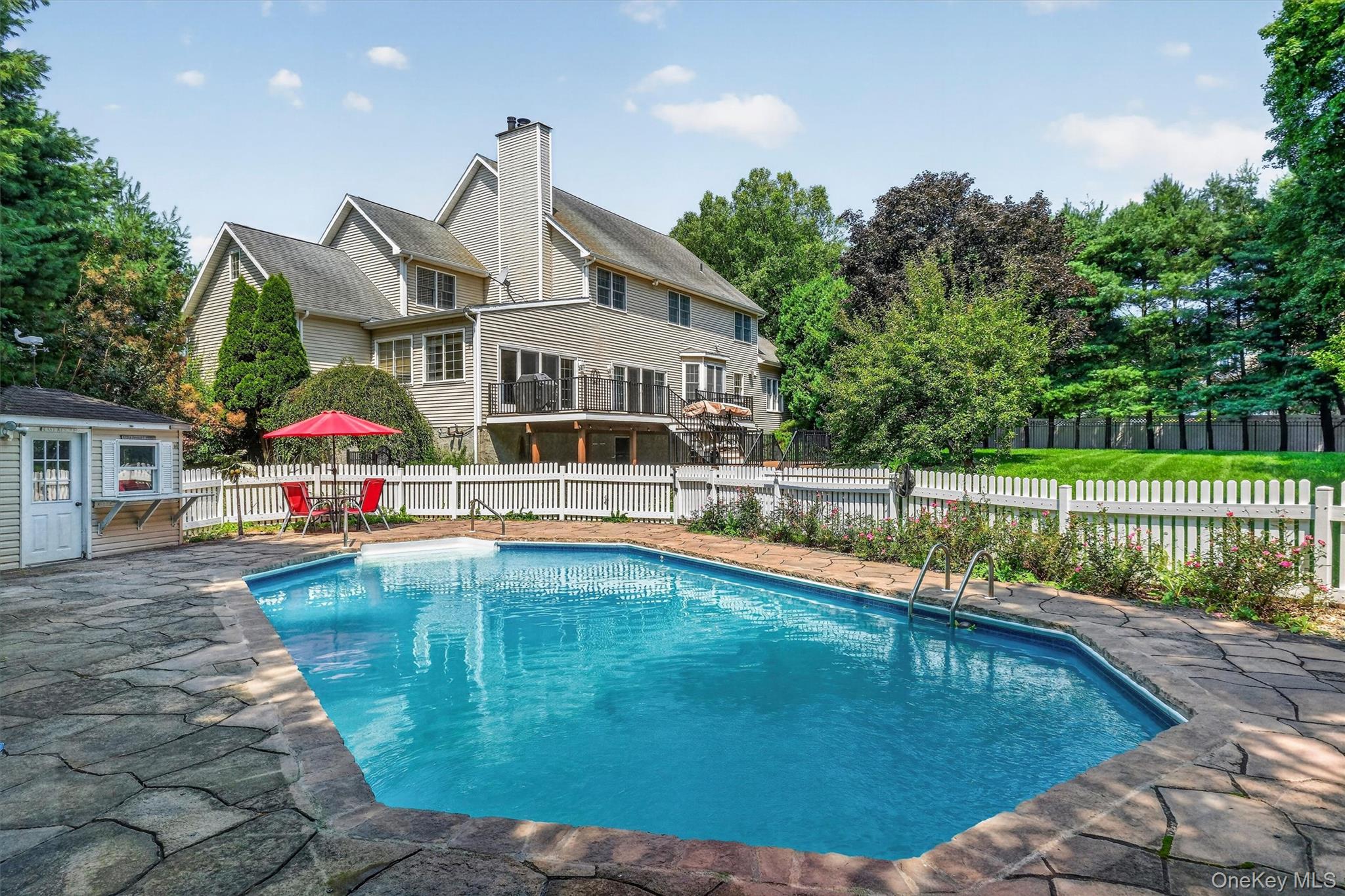 8 Angela Court – For Sale photo 42