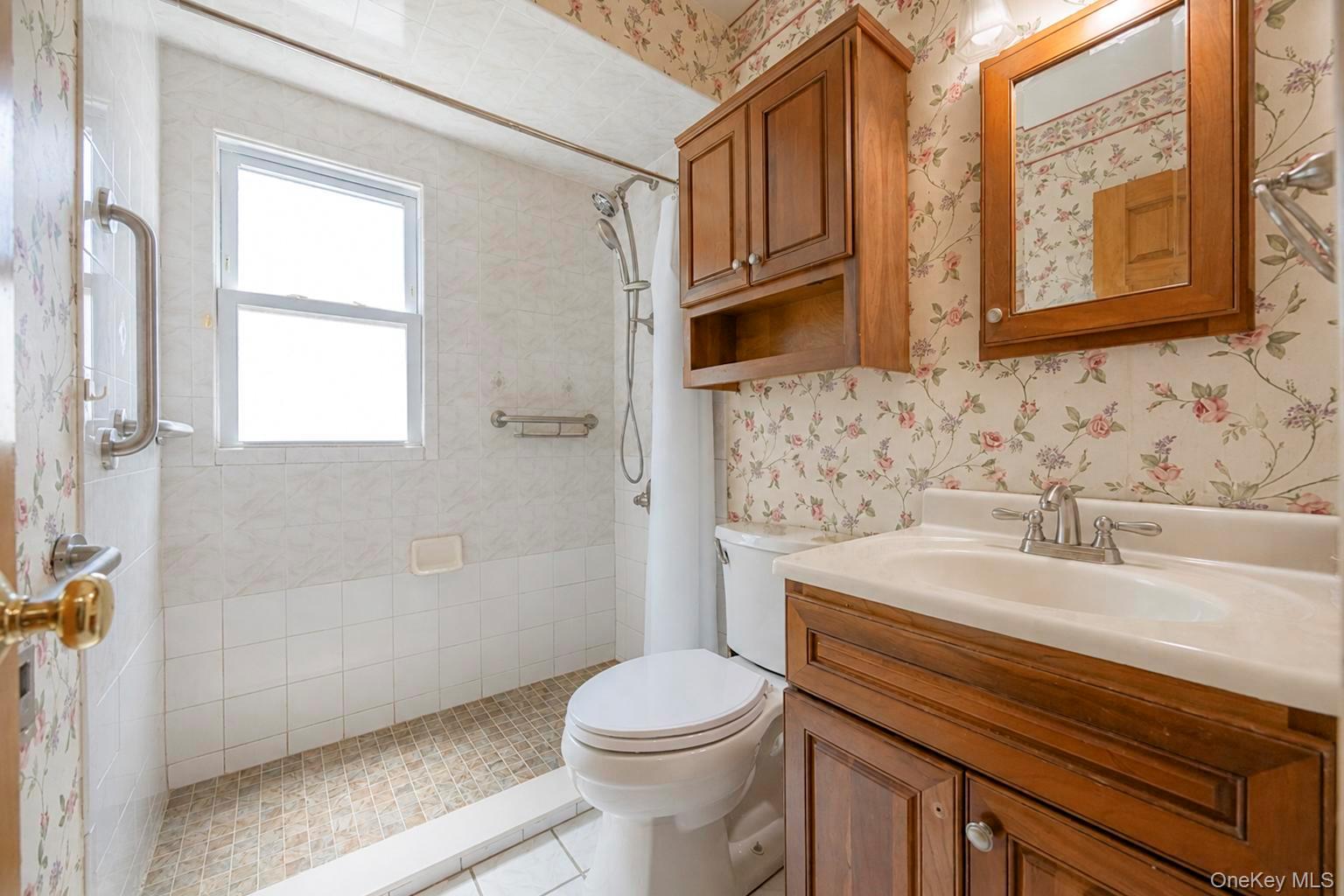 7 Edward Avenue – For Sale photo 10