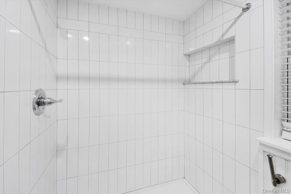 39 Helena Avenue, Unit 1 photo 15
