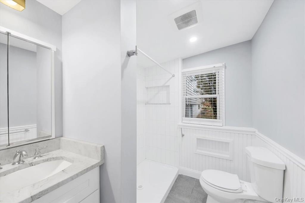 39 Helena Avenue, Unit 1 photo 14