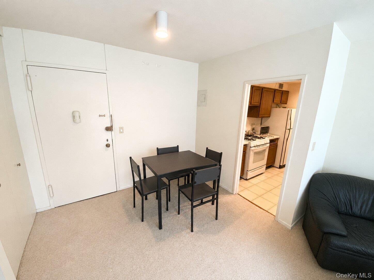 26910 Grand Central Parkway, Unit 4M photo 5