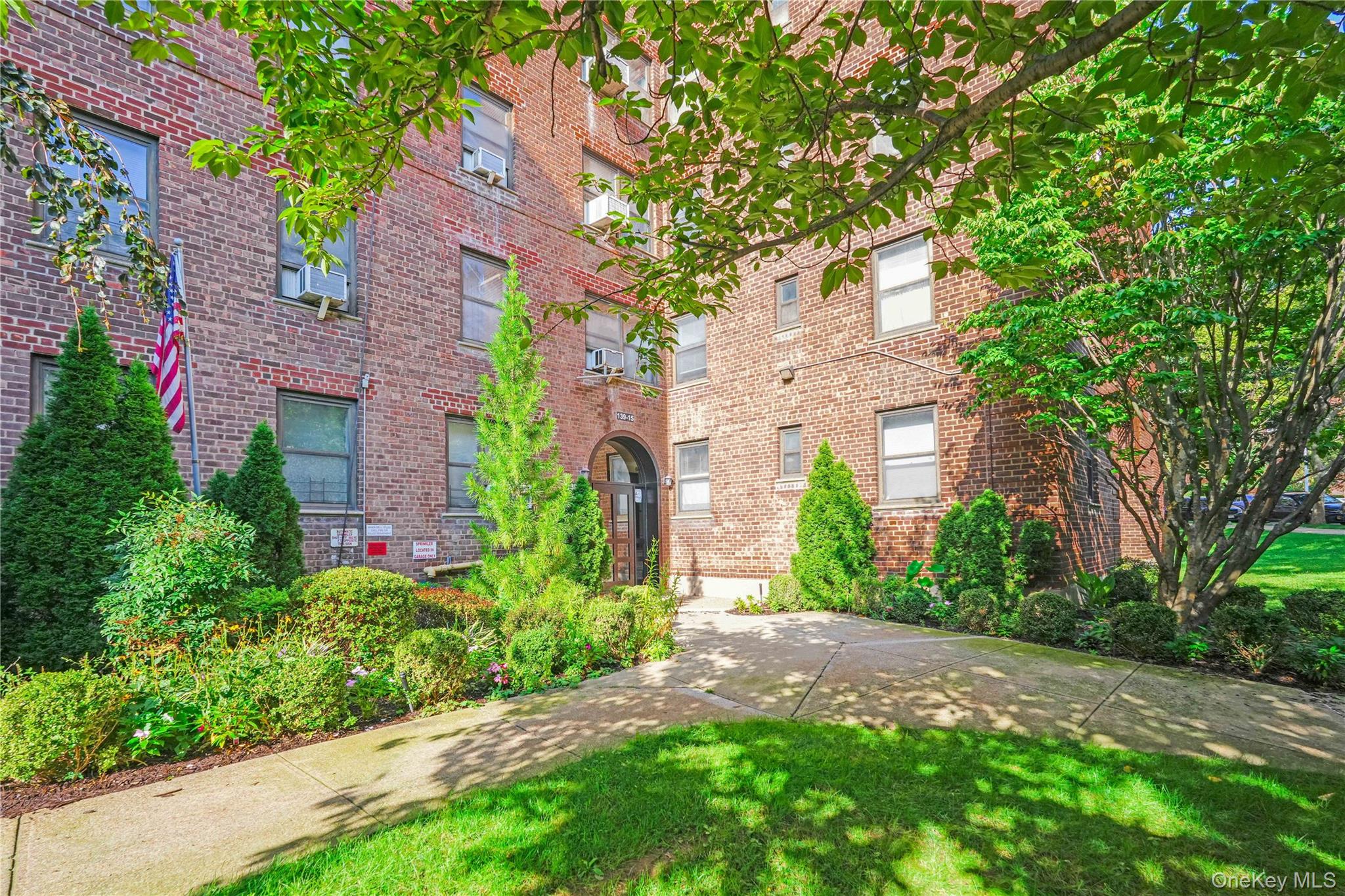 139-15 28th Road, Unit 1F photo 5