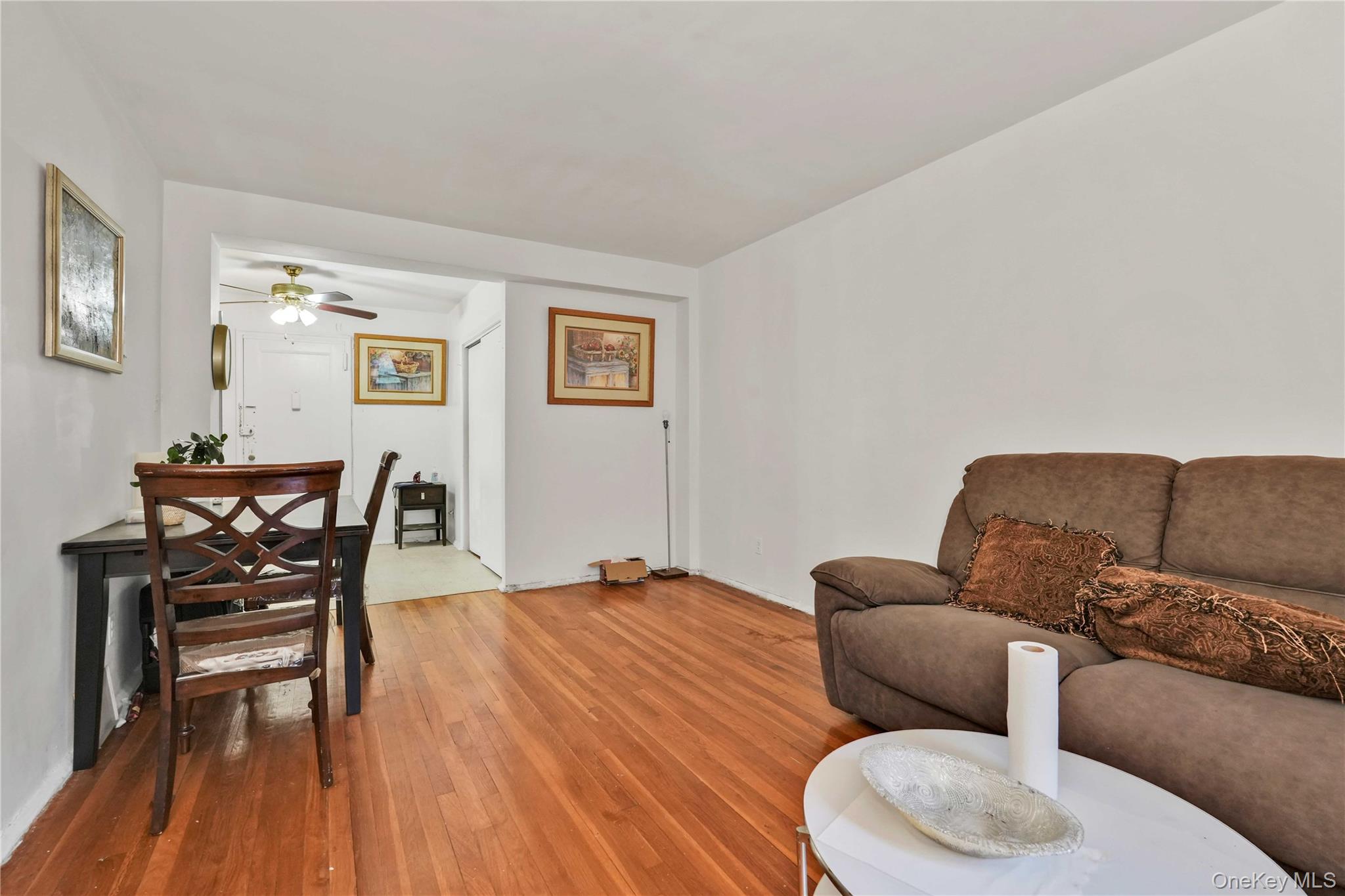 139-15 28th Road, Unit 1F photo 2