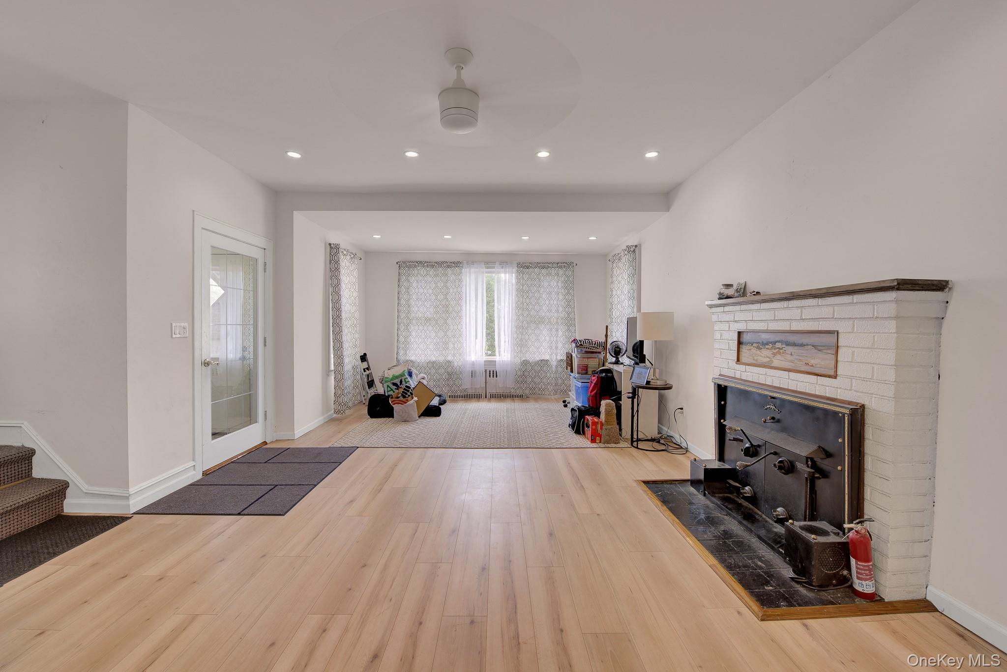 339 W Fulton Street – For Sale photo 6