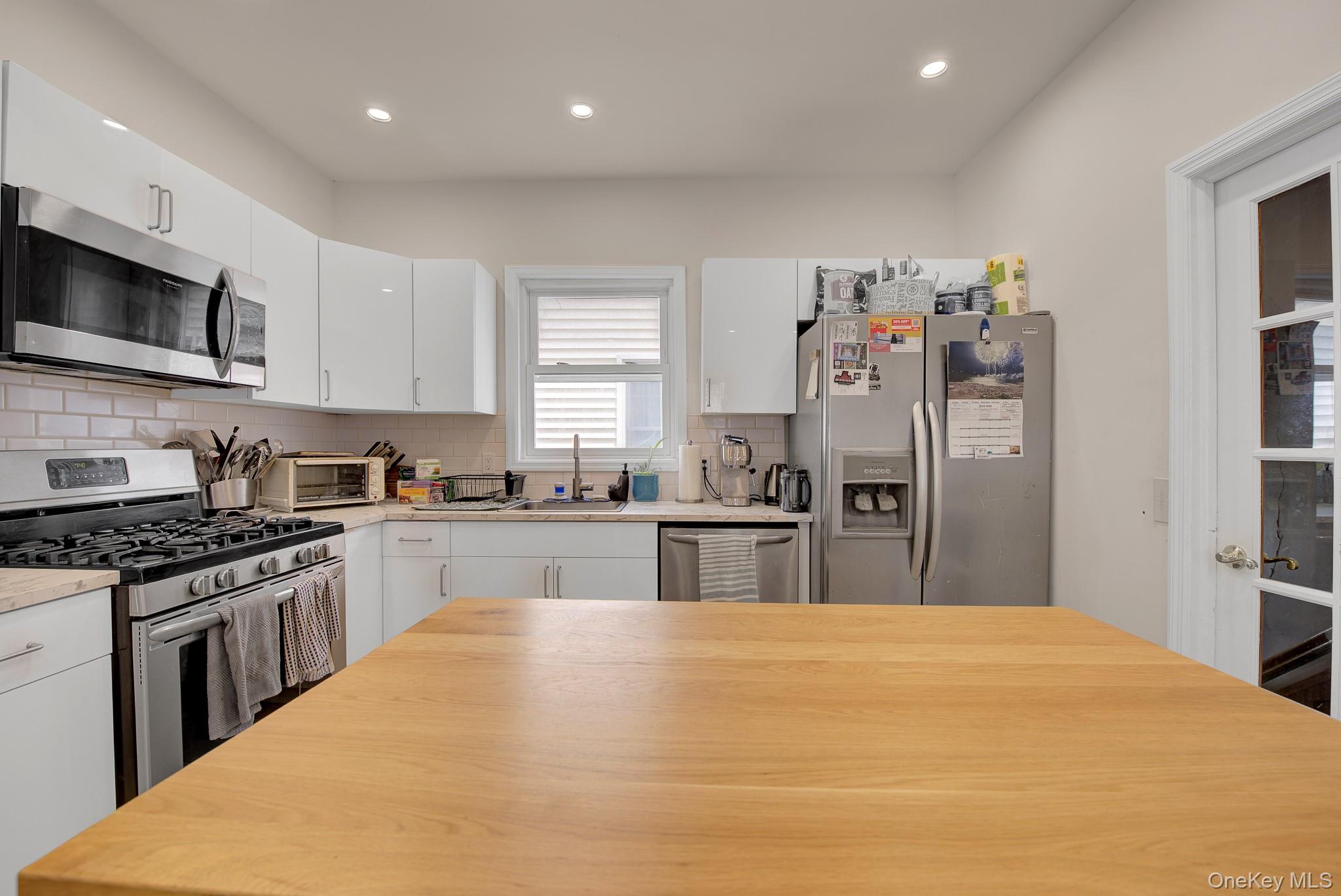 339 W Fulton Street – For Sale photo 8