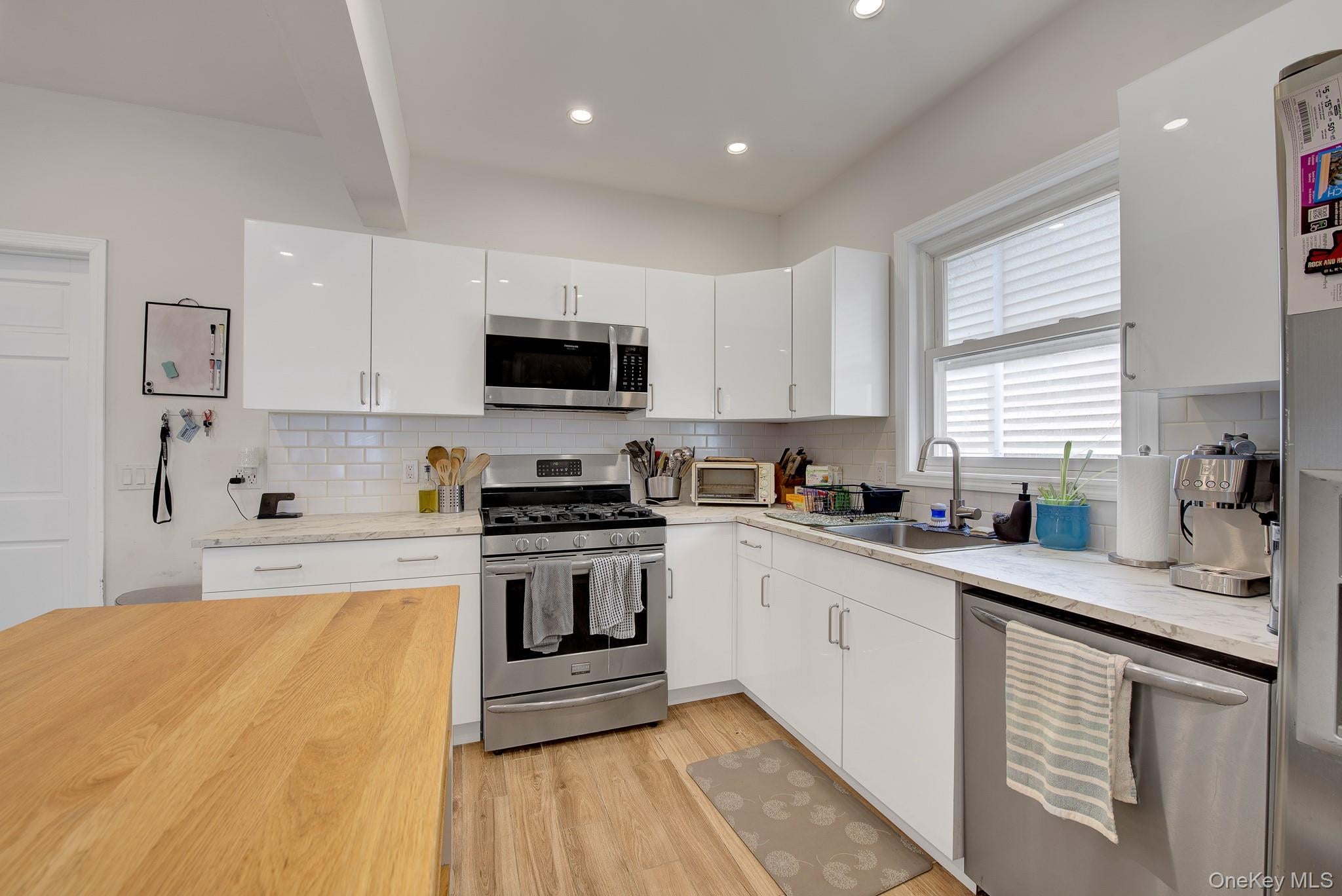 339 W Fulton Street – For Sale photo 9