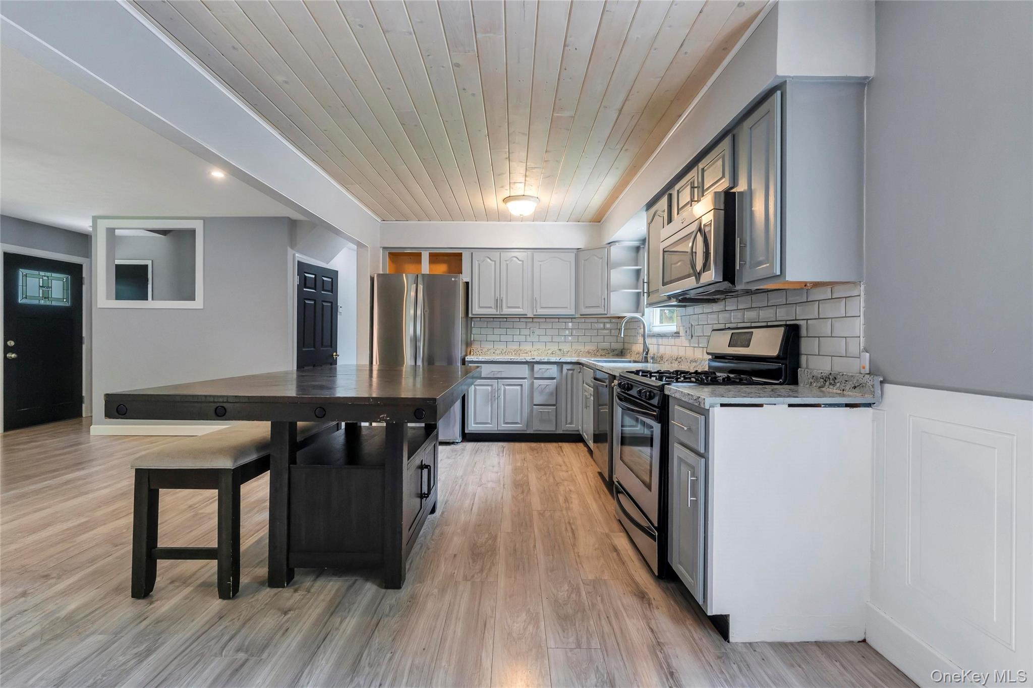 14 Seaside Avenue – For Sale photo 10