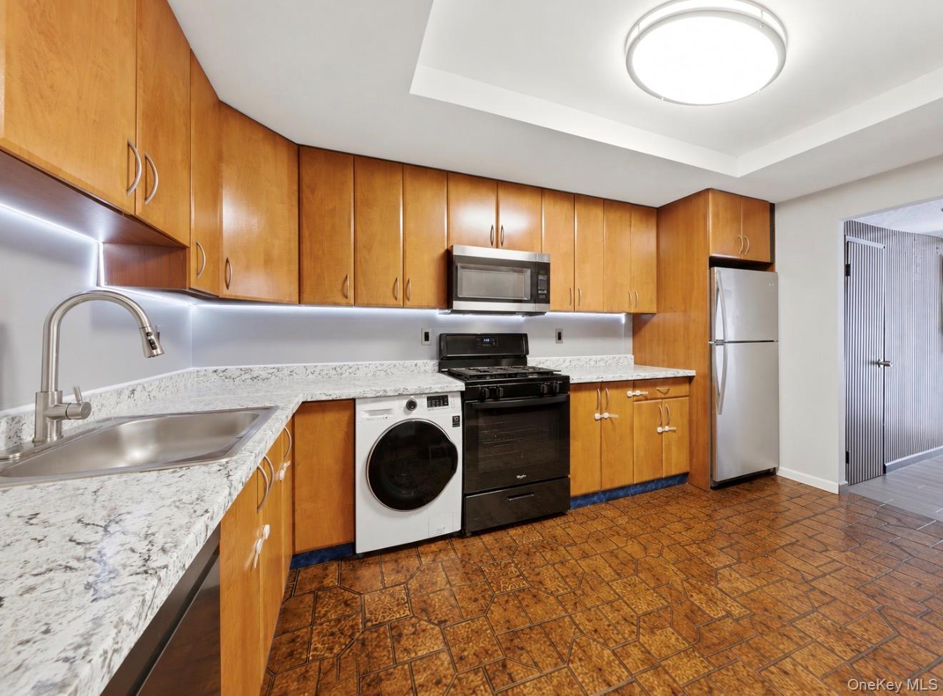 253 Newkirk Avenue – For Sale photo 9