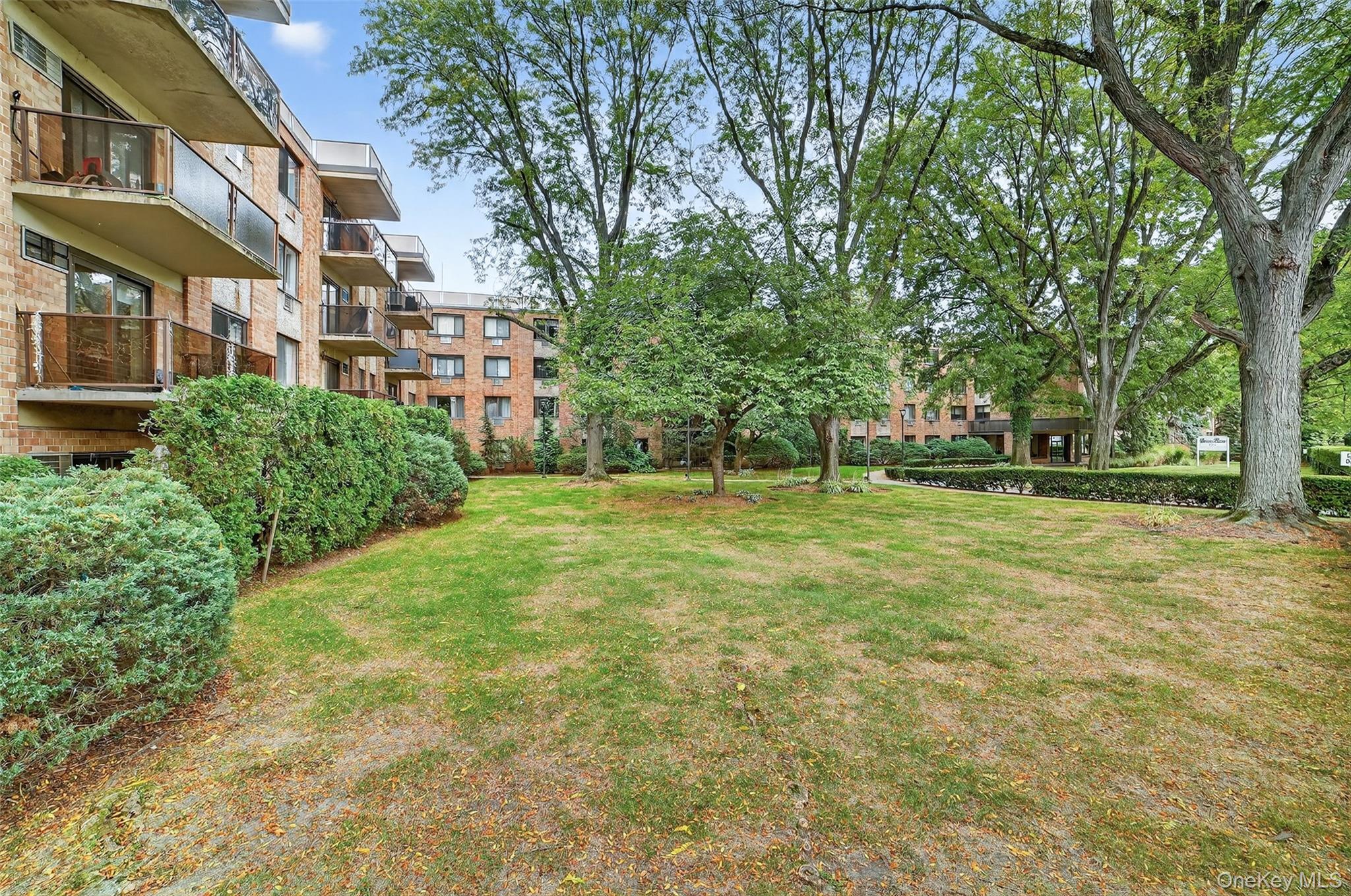 1101 Midland Avenue, Unit 121 photo 20