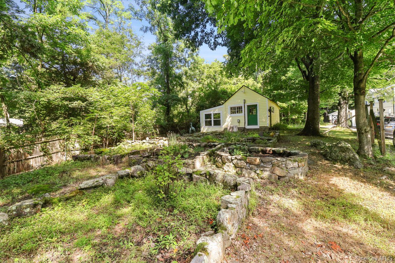 1059 Hanover Street – For Sale photo 43