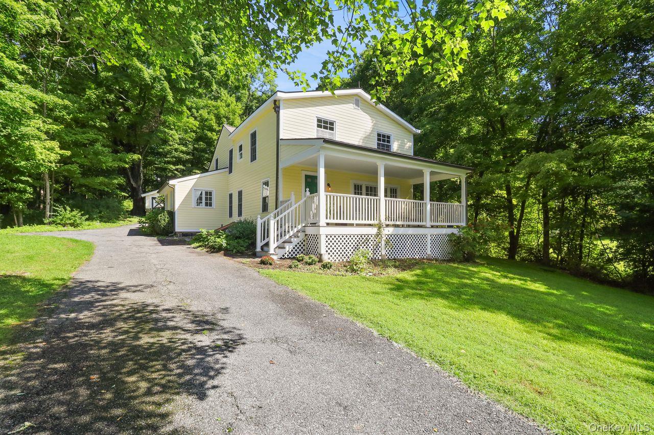 1059 Hanover Street – For Sale photo 2