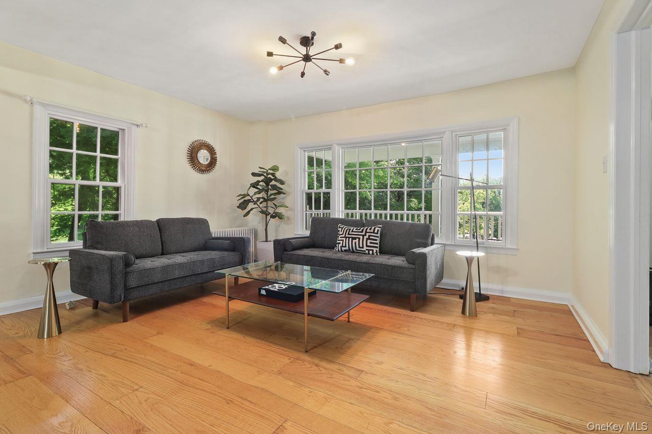1059 Hanover Street – For Sale photo 8
