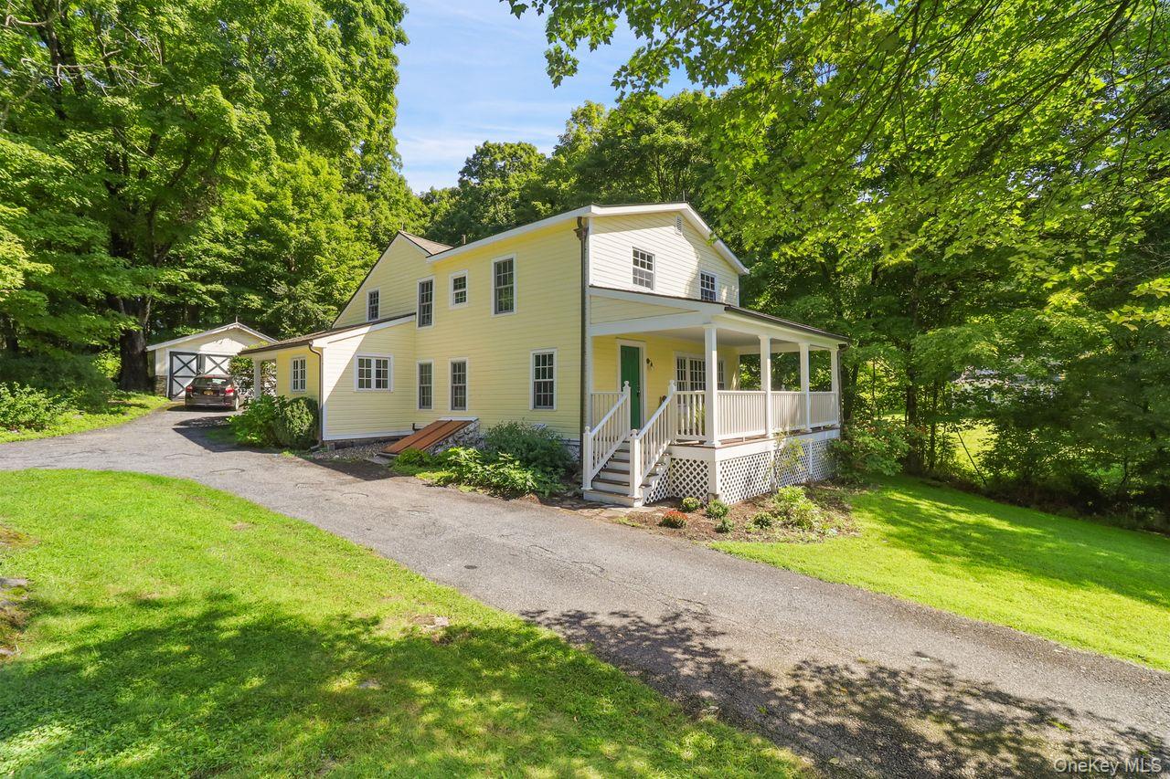 1059 Hanover Street – For Sale photo 3