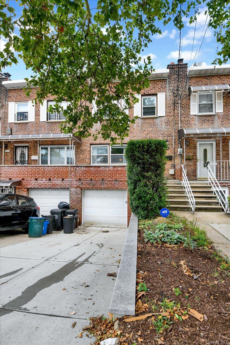 3015 Waterbury Avenue – For Sale photo 2