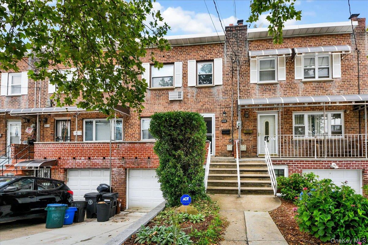 3015 Waterbury Avenue – For Sale