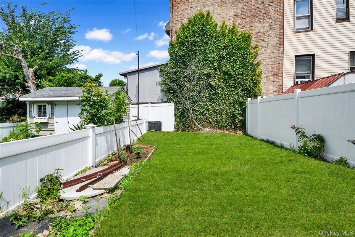 3015 Waterbury Avenue – For Sale photo 15