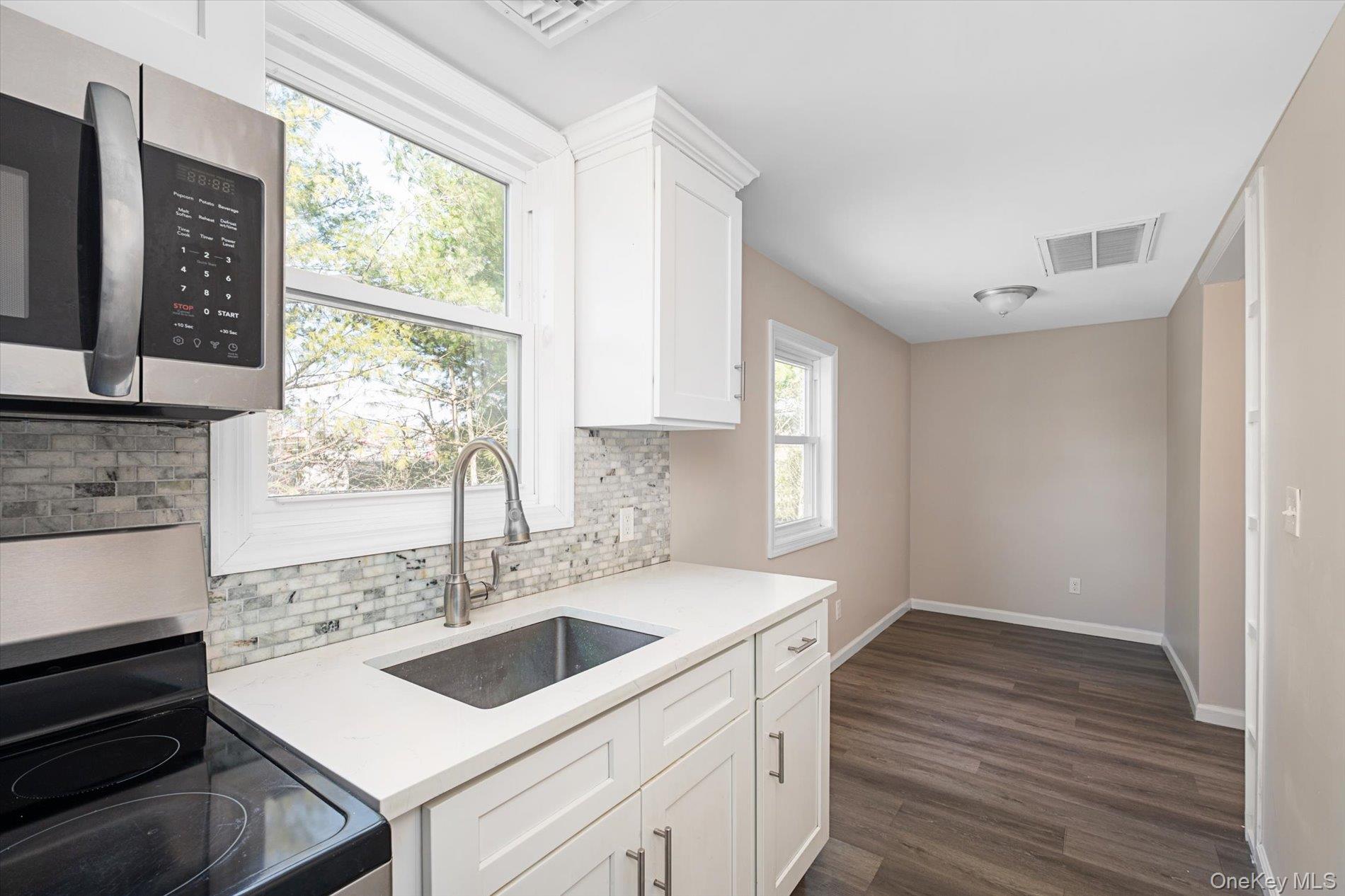 8 E 14th Street – For Sale photo 7