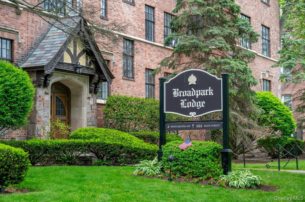 2 Westchester Avenue, Unit 3K